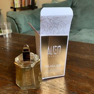 Mugler Alien Goddess perfume